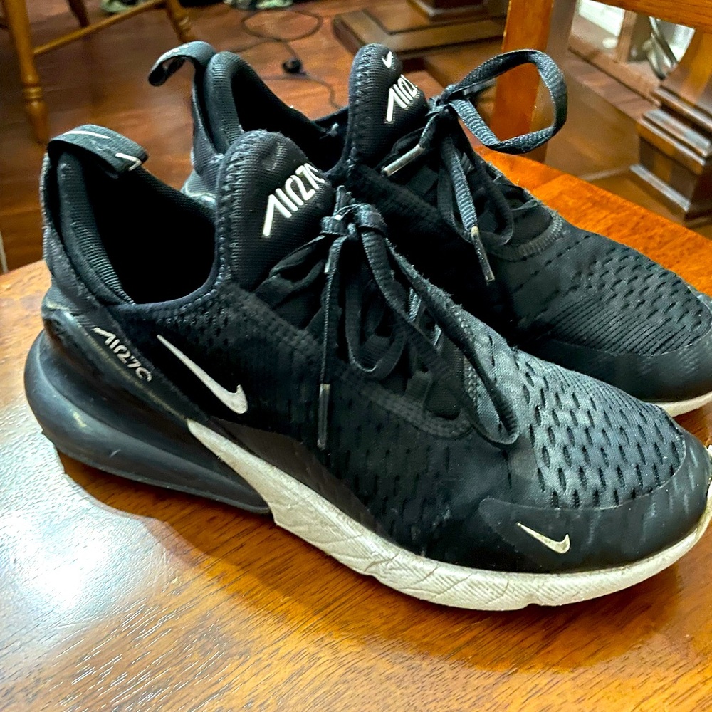 Nike 270 women’s